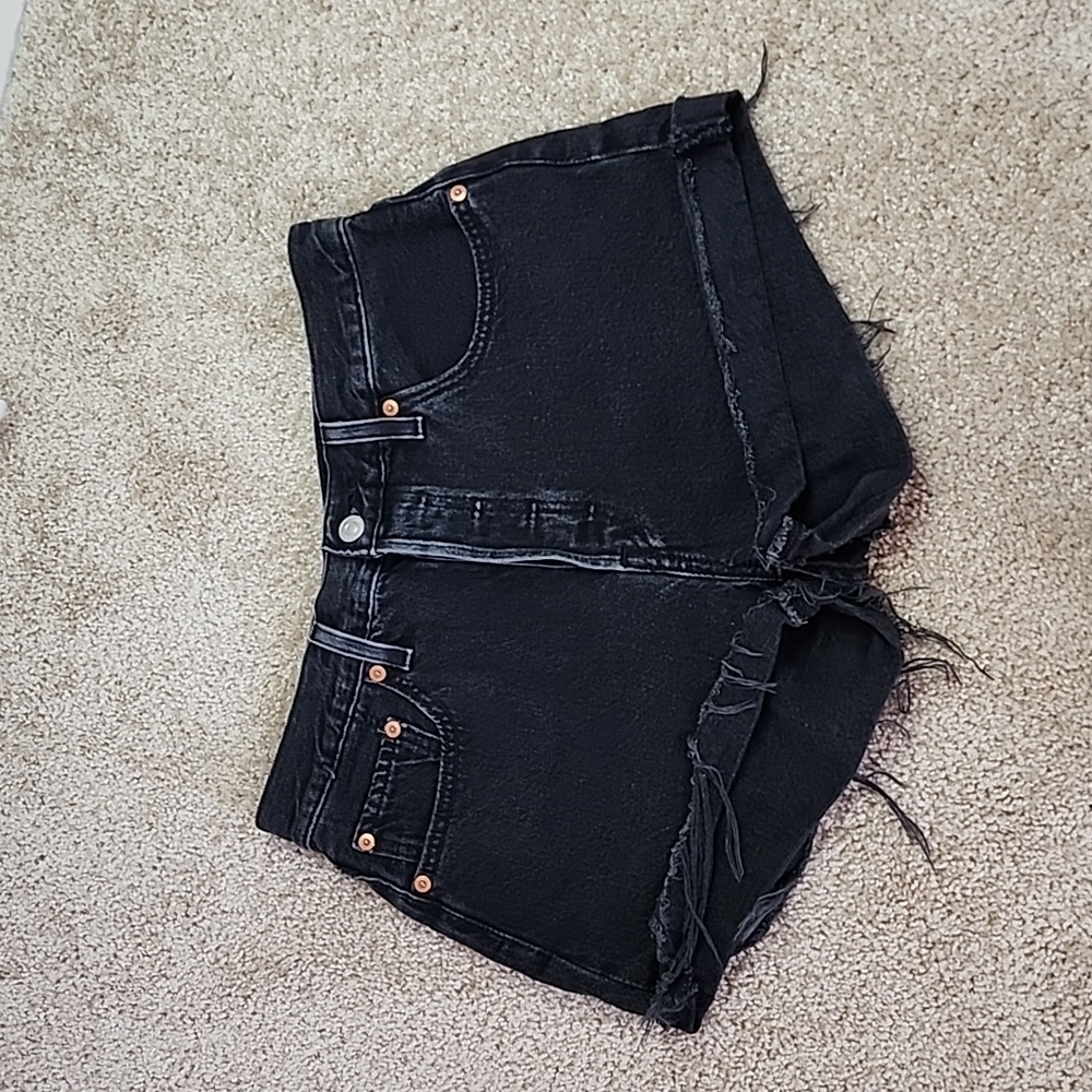 Levis short